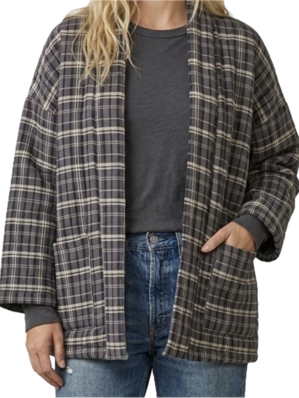 Autres filles Women's Plaid quilted Jacket - Gray & Cream, fits small/med.